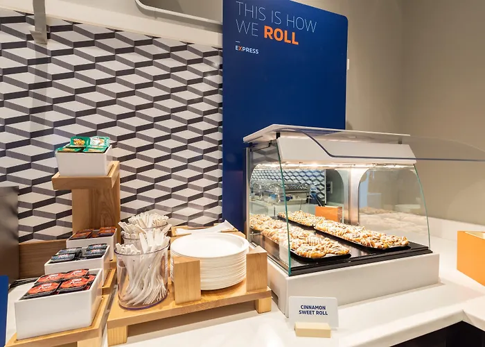 Express & West - Tolleson By Ihg *