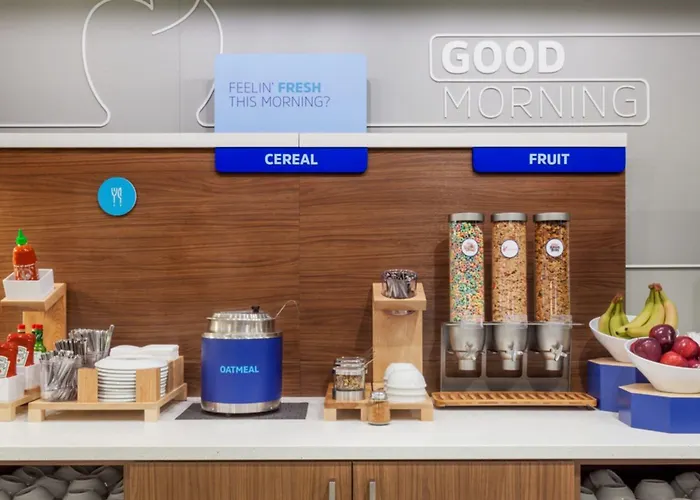 Express & West - Tolleson By Ihg * Phoenix