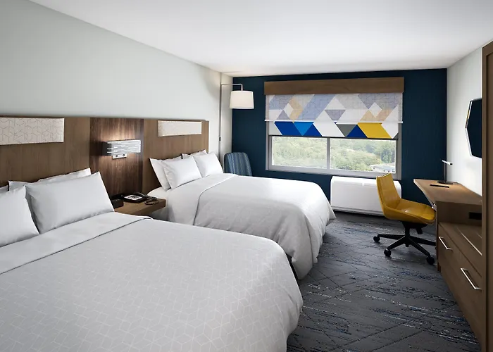 Express & West - Tolleson By Ihg Hotel *