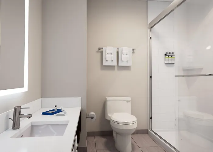Hotel Express & West - Tolleson By Ihg *