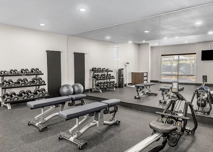 Express & West - Tolleson By Ihg Phoenix