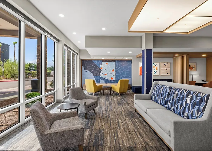 Express & West - Tolleson By Ihg Hotel *