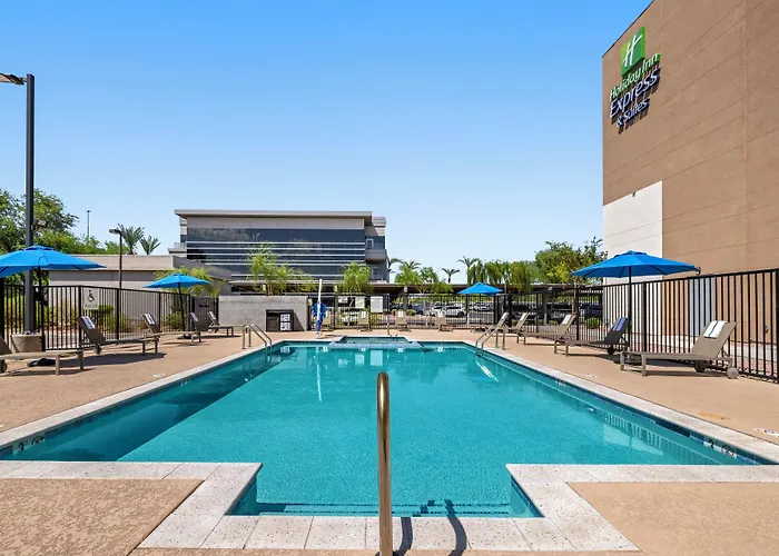 Express & West - Tolleson By Ihg Hotel