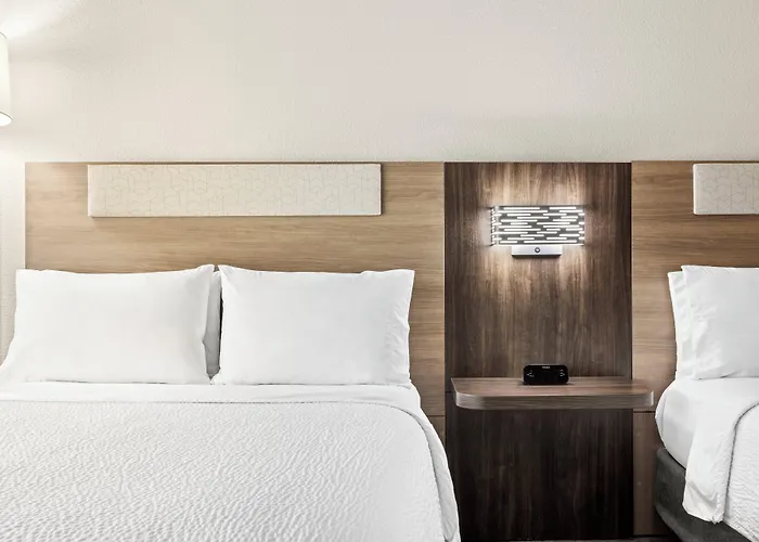 Hotel Express & West - Tolleson By Ihg *