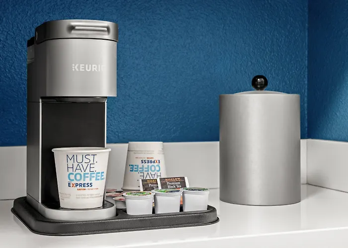 Express & West - Tolleson By Ihg Hotel